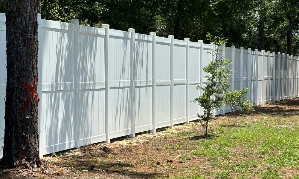 PVC Vinyl Fence 1