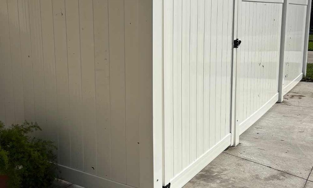 PVC Vinyl Fence & Gate 3